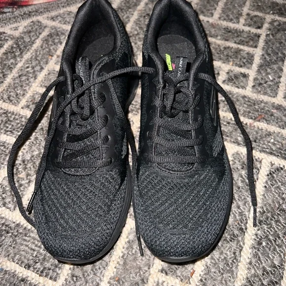 Skechers Shoes Skechers Womens Size Memory Foam Black